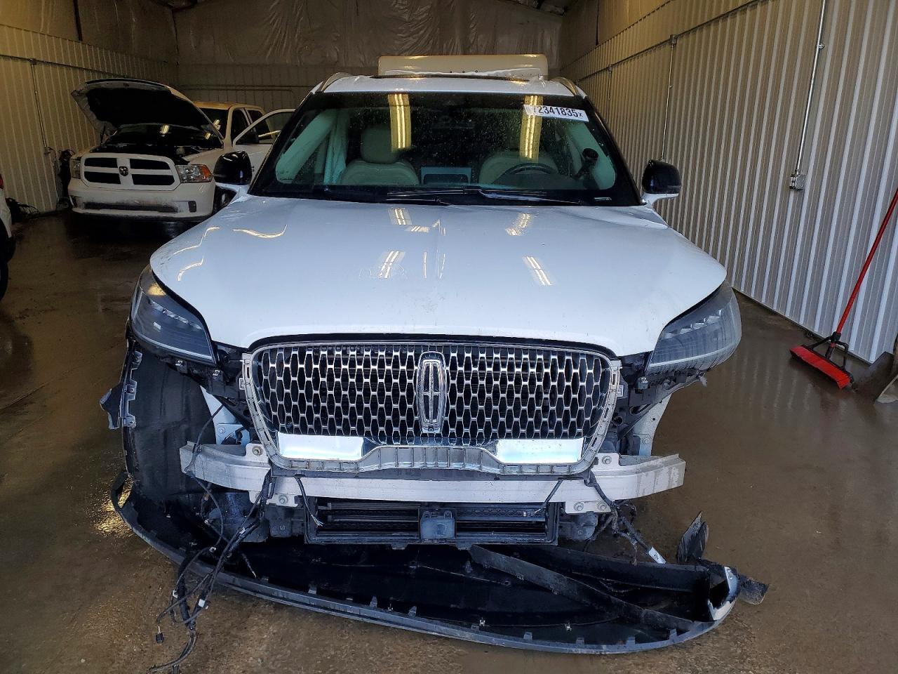 2021 Lincoln Aviator Reserve - Фото 5