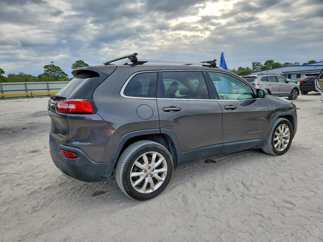 2014 Jeep Cherokee Limited - Image 3