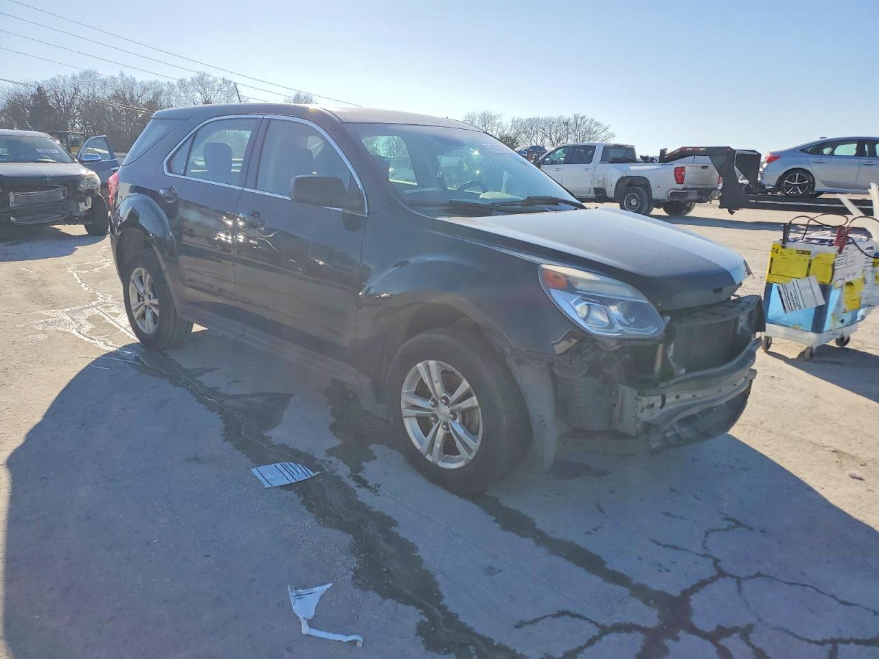 2017 Chevrolet Equinox Ls - Image 4
