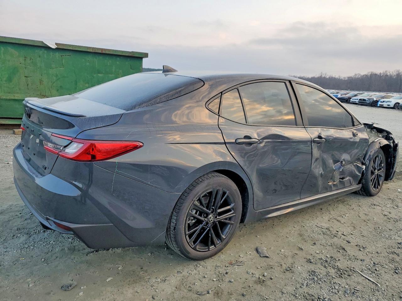 2025 Toyota Camry Xse - Image 3