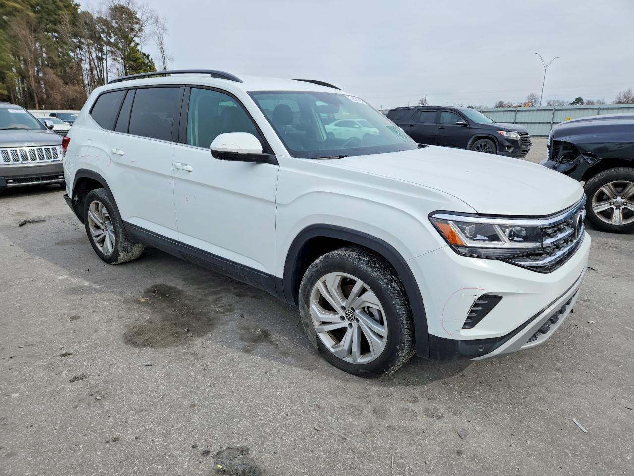 2023 Volkswagen Atlas Se - Фото 4