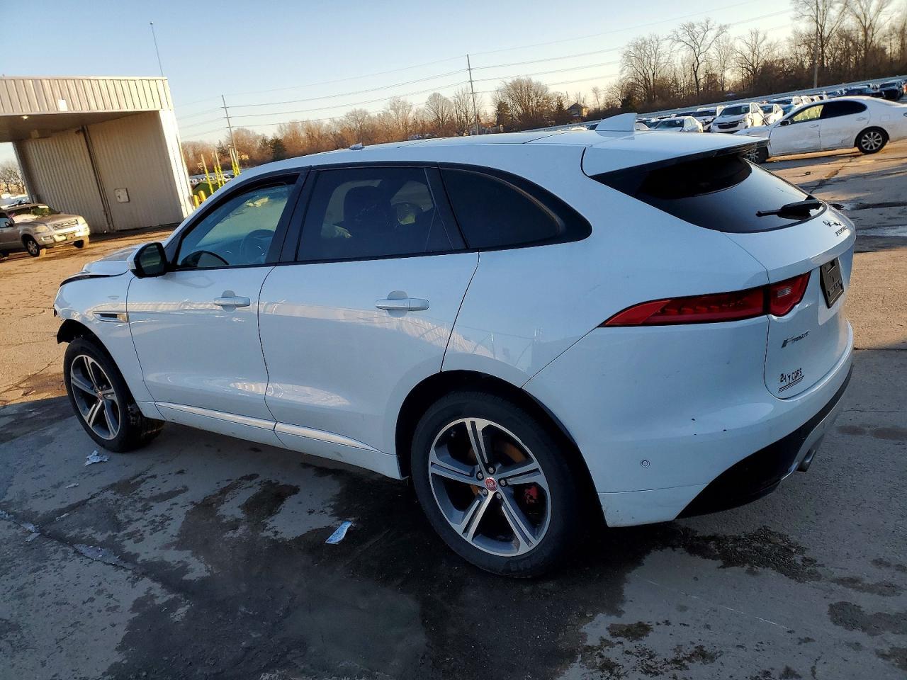 2017 Jaguar F-Pace S - Фото 2