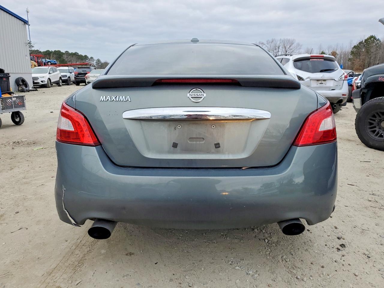 2010 Nissan Maxima S - Фото 6