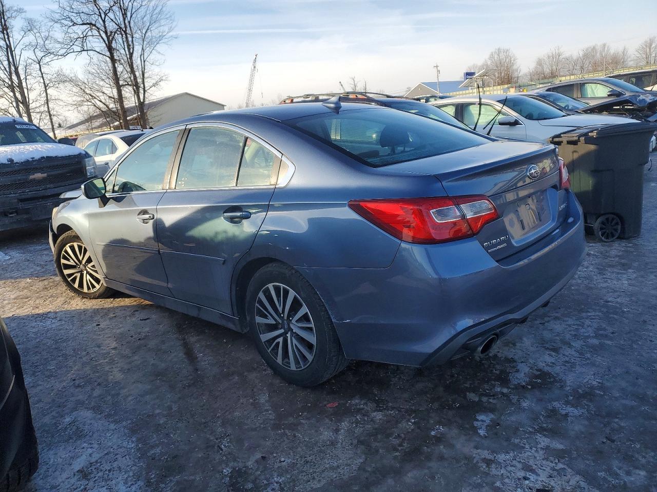 2018 Subaru Legacy 2.5I Premium - Image 2