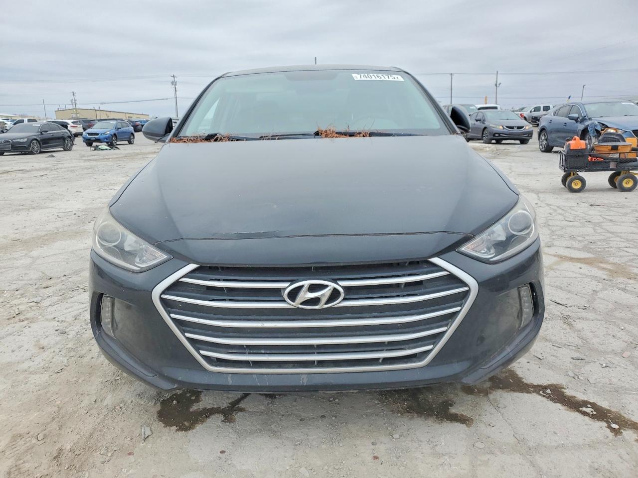 2018 Hyundai Elantra - Image 5