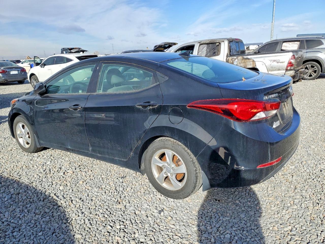 2015 Hyundai Elantra Se - Image 2
