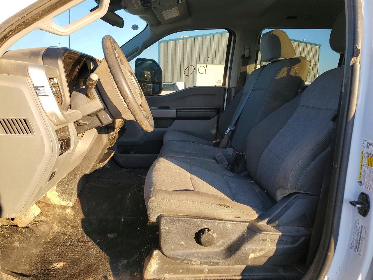 2023 Ford F250 Super Duty - Фото 7