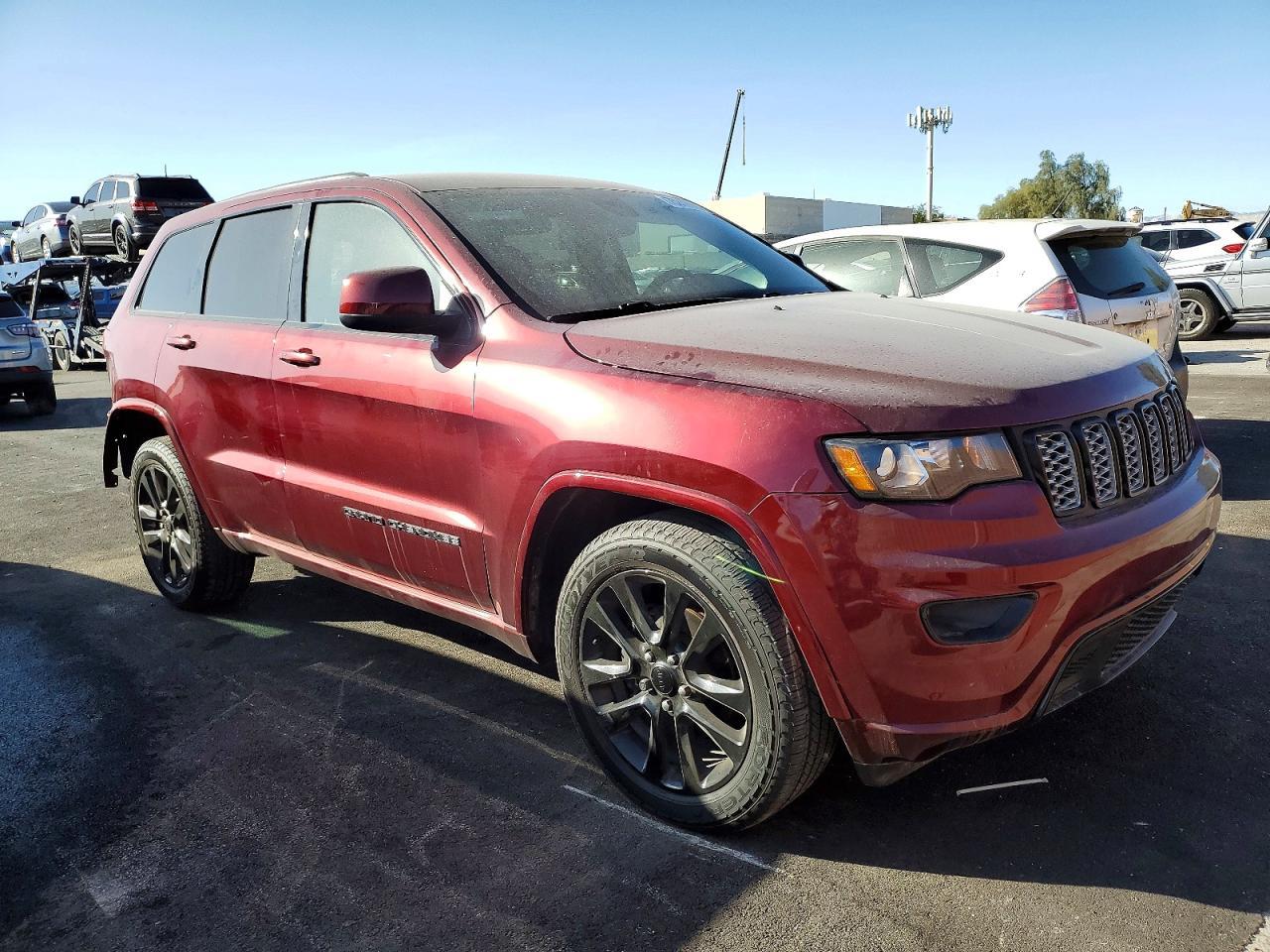 2017 Jeep Grand Cherokee Laredo - Фото 4