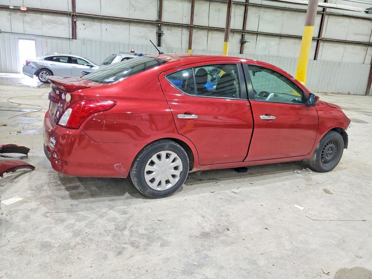 2019 Nissan Versa S - Фото 3