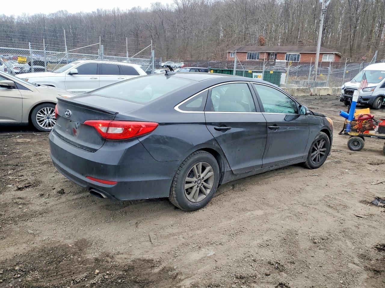 2016 Hyundai Sonata Se - Фото 3