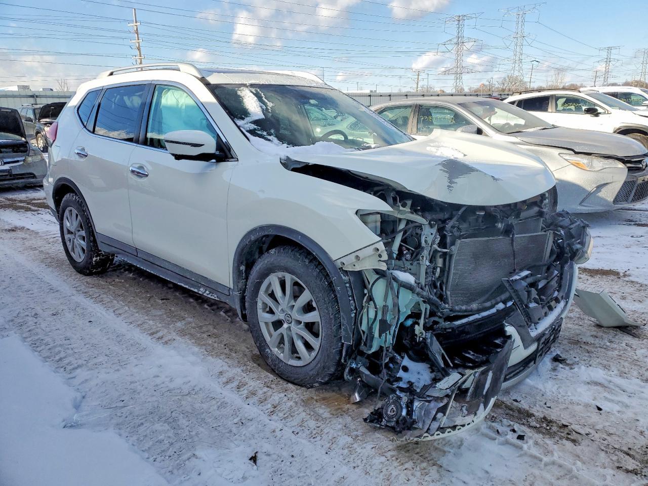 2017 Nissan Rogue S - Image 4