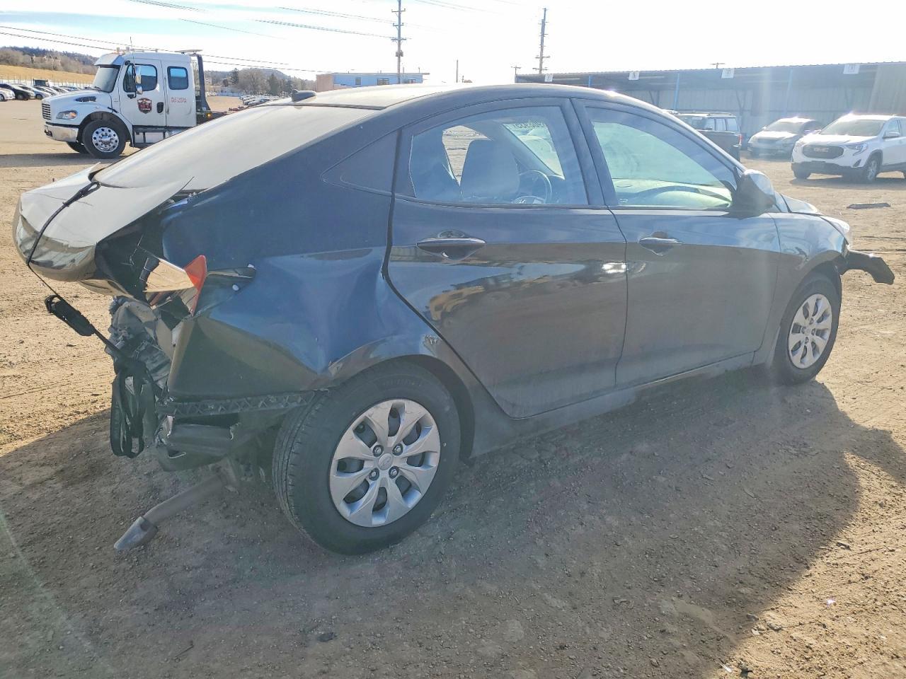 2017 Hyundai Accent Se - Фото 3