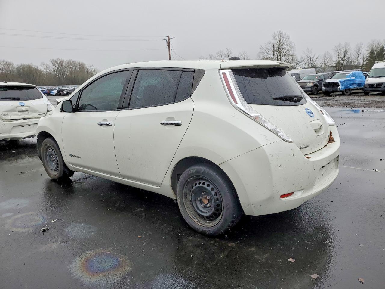2017 Nissan Leaf S - Фото 2