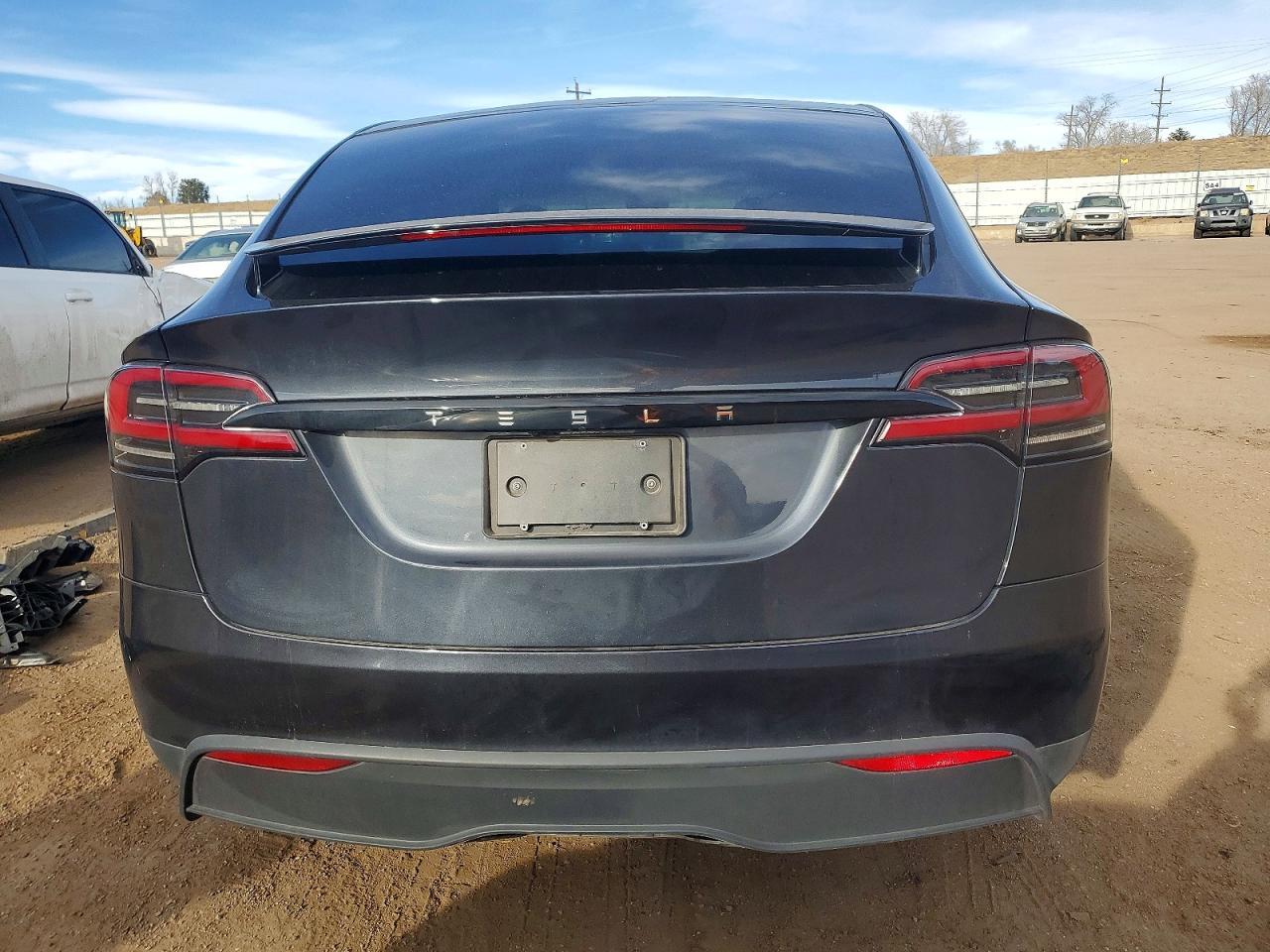 2024 Tesla Model X - Фото 6