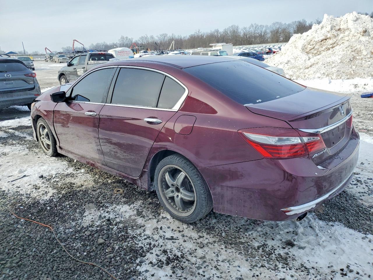 2016 Honda Accord Sport - Фото 2
