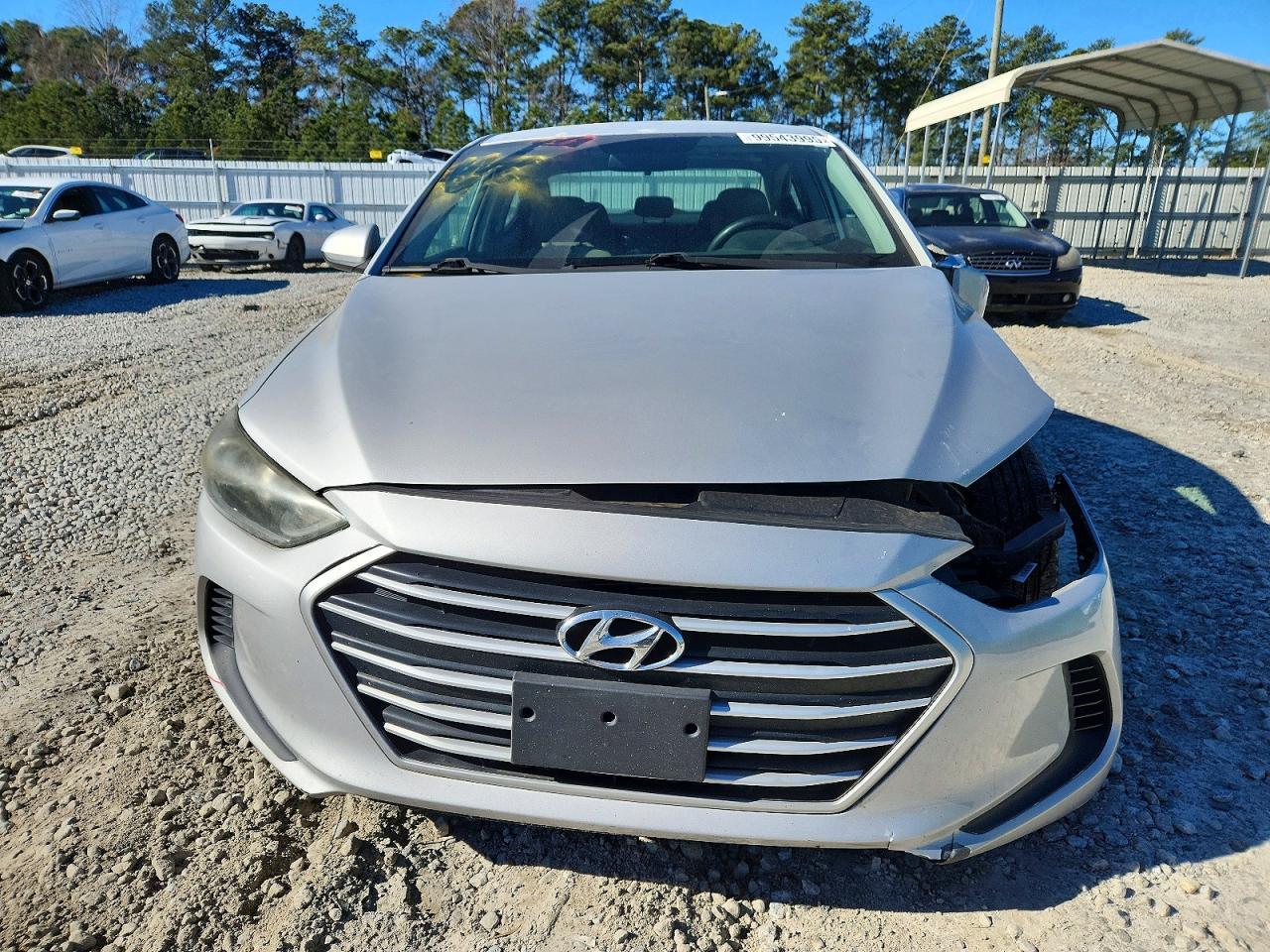 2017 Hyundai Elantra Se - Image 5