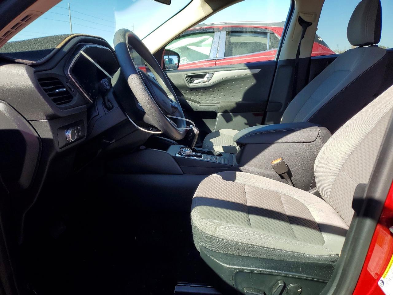 2020 Ford Escape Se - Фото 7