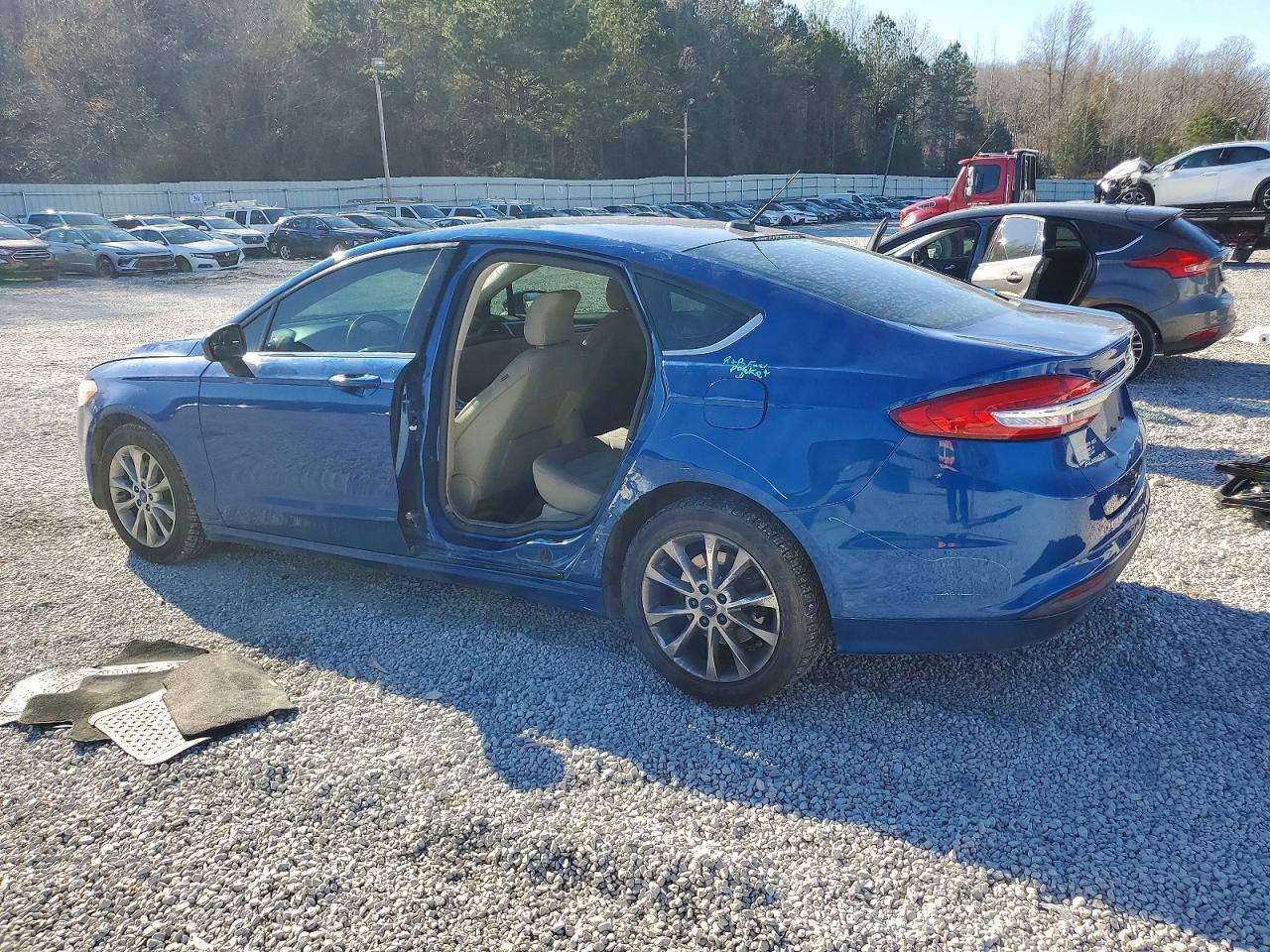 2017 Ford Fusion Se - Фото 2