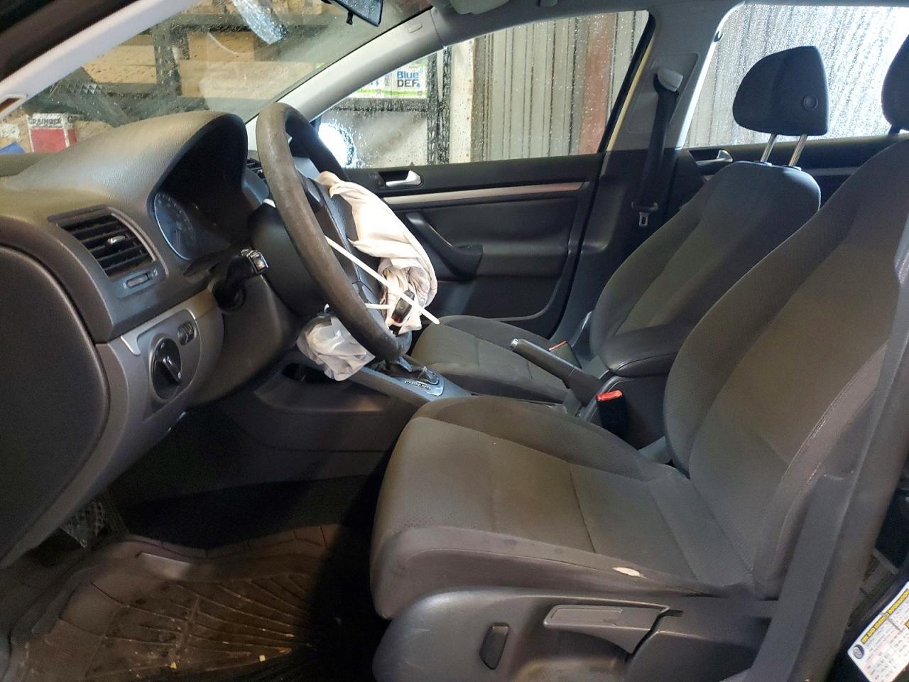 2007 Volkswagen Rabbit - Image 7