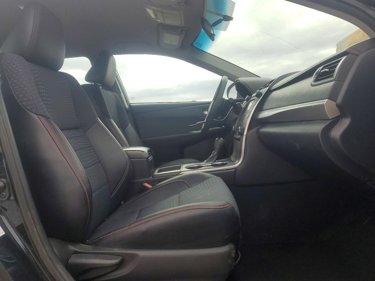 2015 Toyota Camry Le - Фото 7