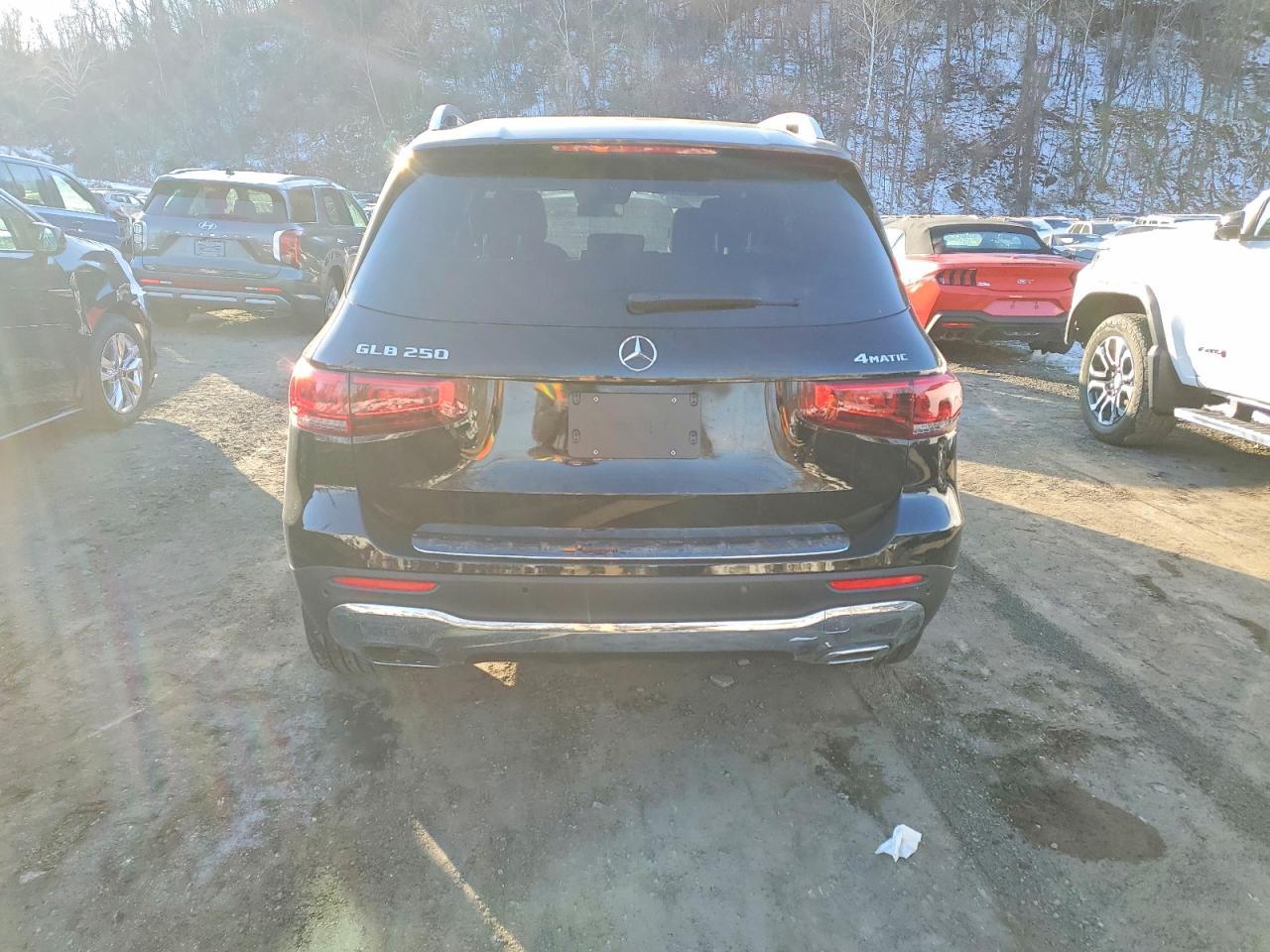 2023 Mercedes-Benz Glb 250 4Matic - Image 6