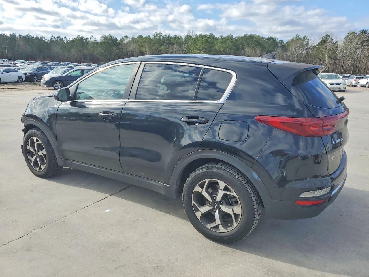 2021 Kia Sportage Lx - Фото 2
