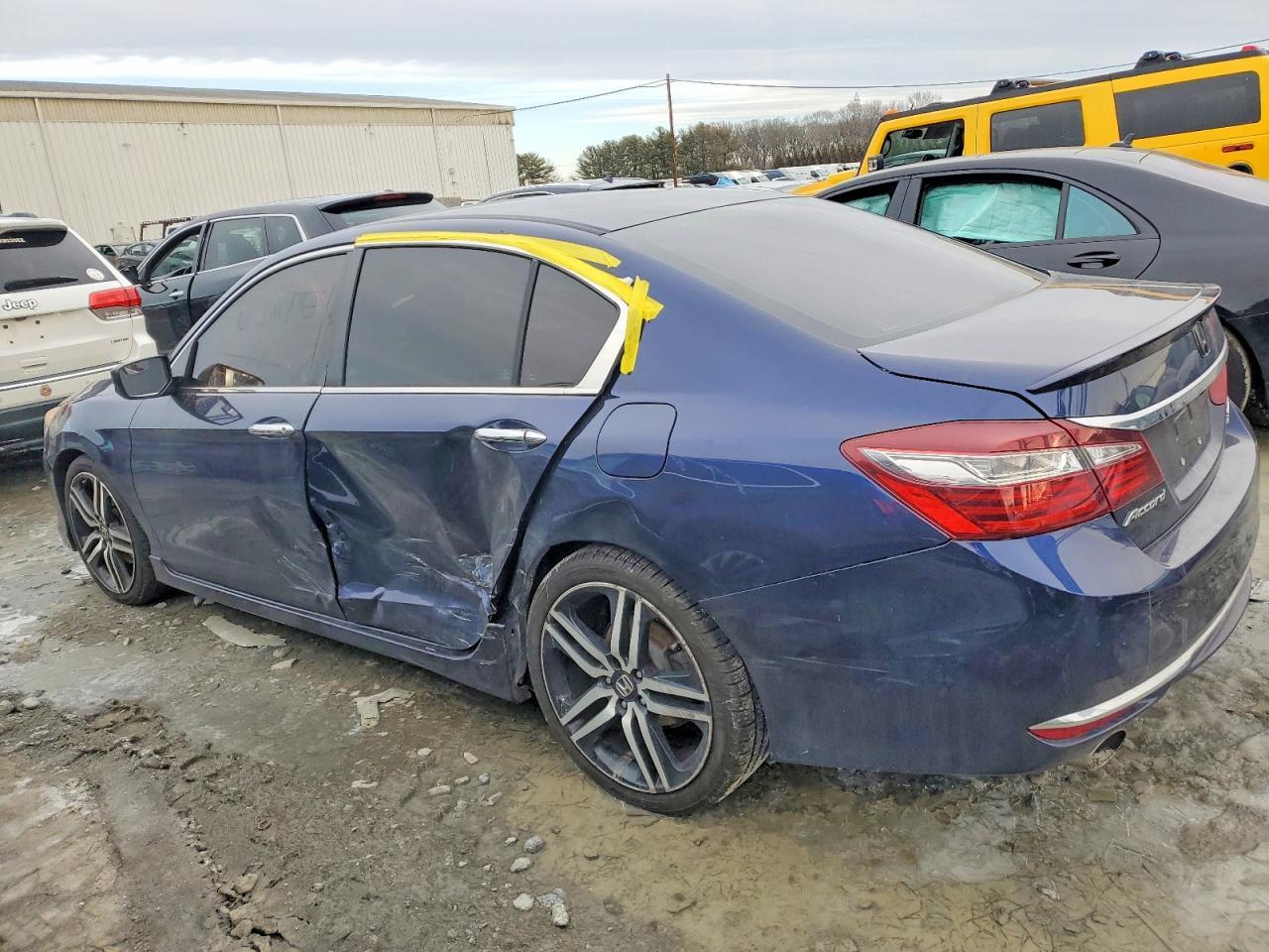 2017 Honda Accord Sport Special Edition - Image 2