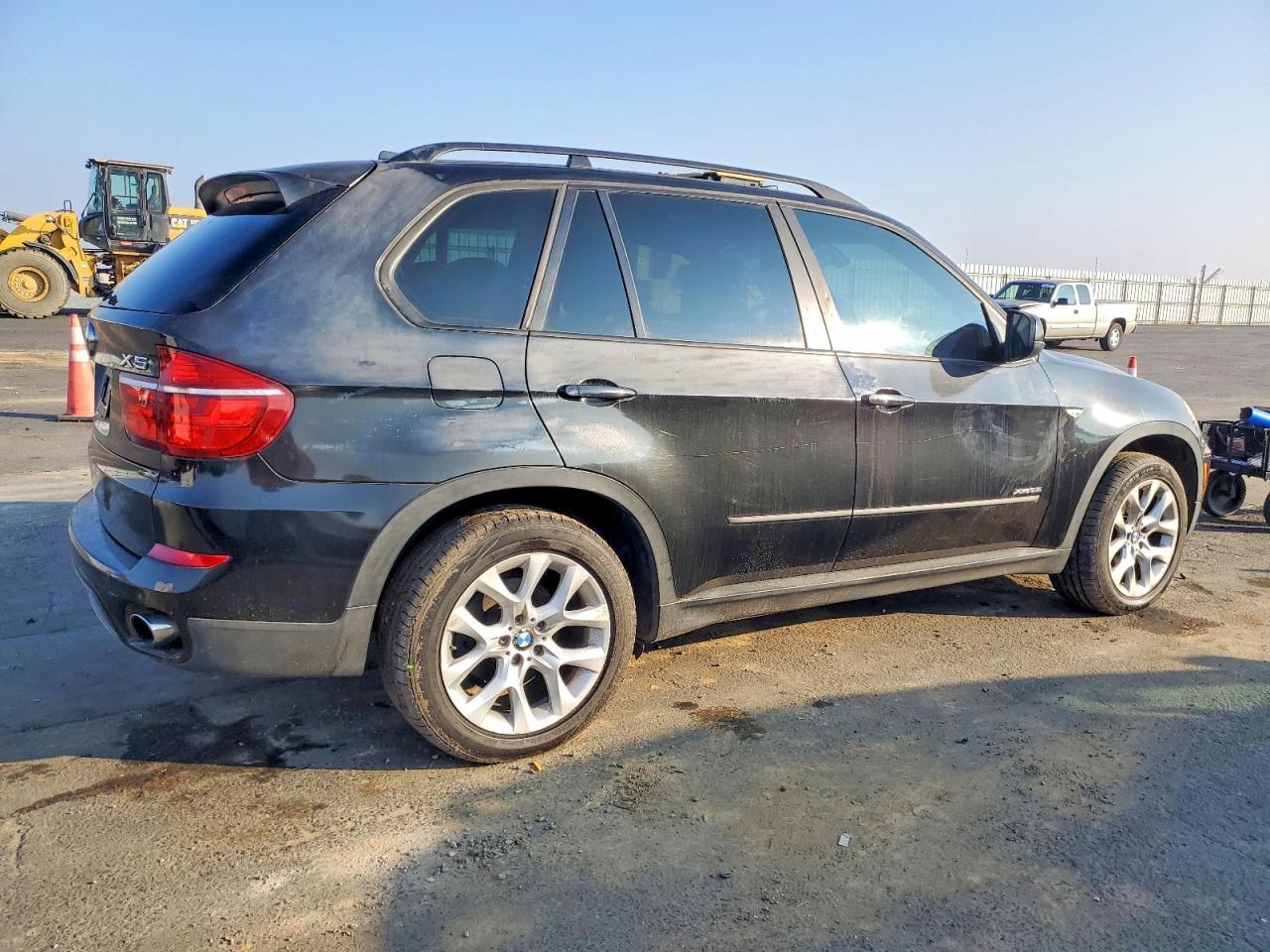 2011 BMW X5 xDrive35I - Image 3