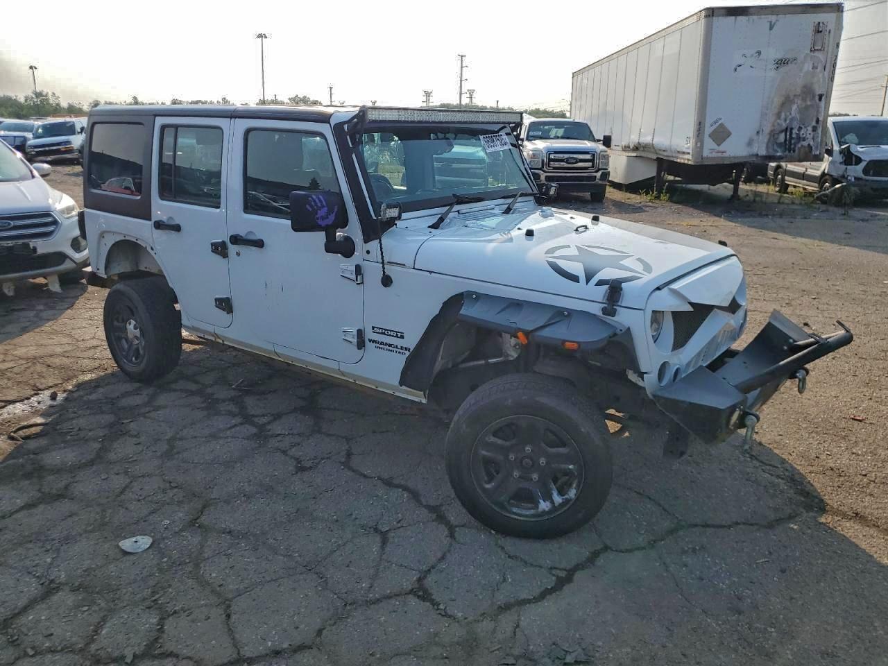 2016 Jeep Wrangler Unlimited Sport - Image 4