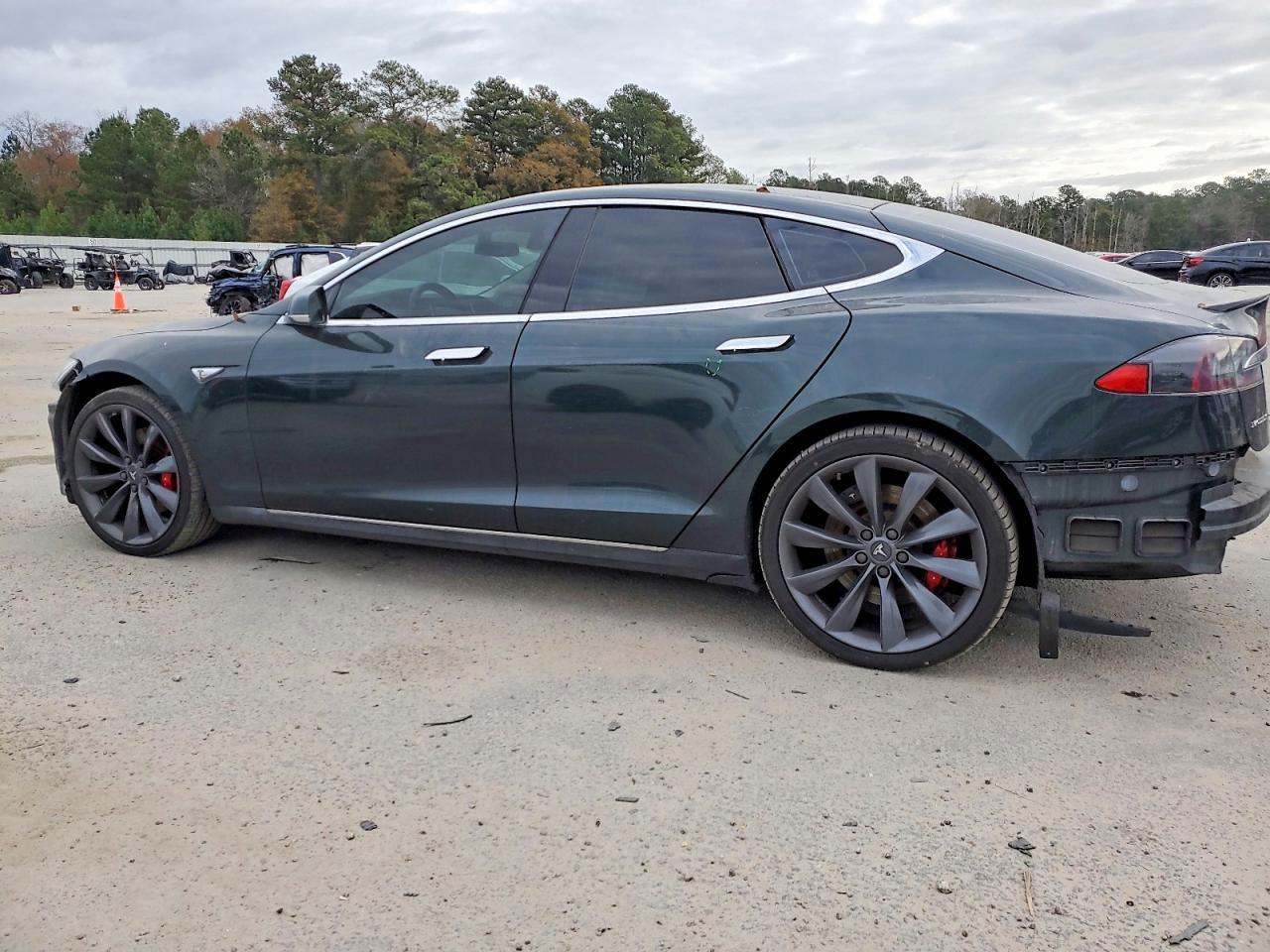 2014 Tesla Model S - Фото 2