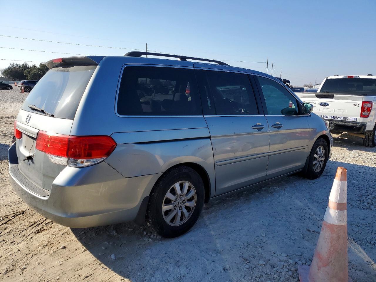 2009 Honda Odyssey Ex - Image 3