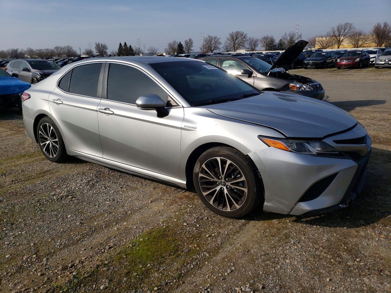 2018 Toyota Camry Hybrid - Фото 4