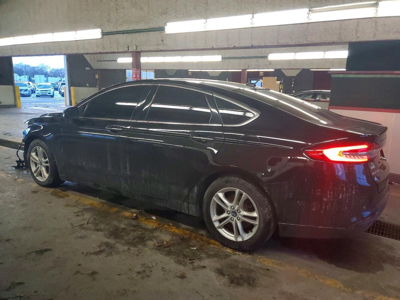 2018 Ford Fusion Se - Фото 2