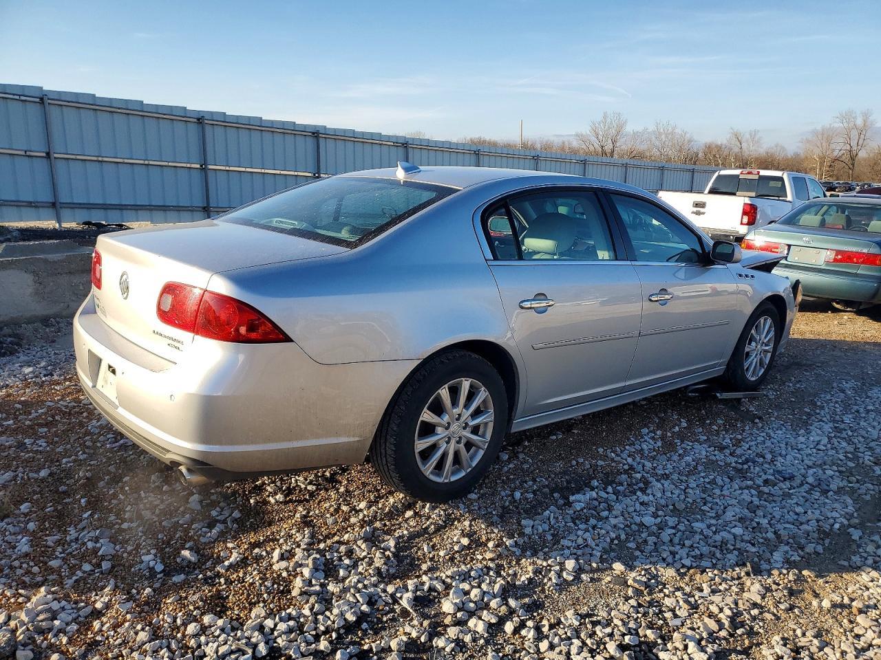 2011 Buick Lucerne Cxl - Фото 3