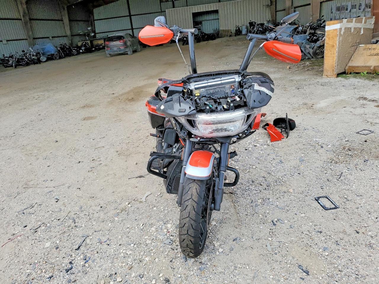 2024 Harley-Davidson Fltrxse - Image 2