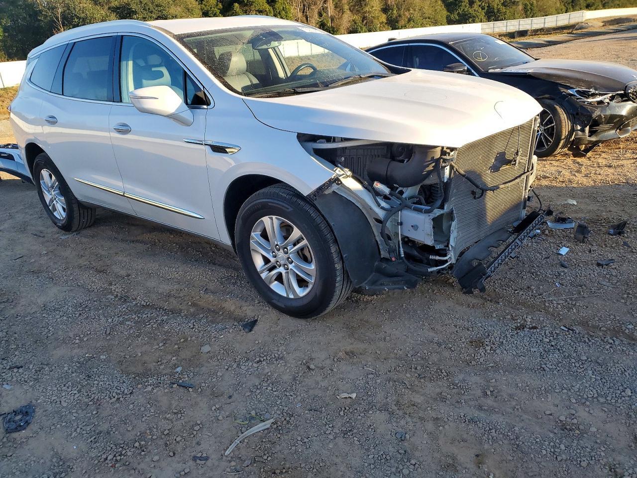 2018 Buick Enclave Essence - Image 4