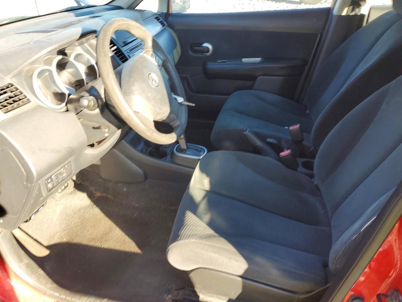 2010 Nissan Versa S - Image 7