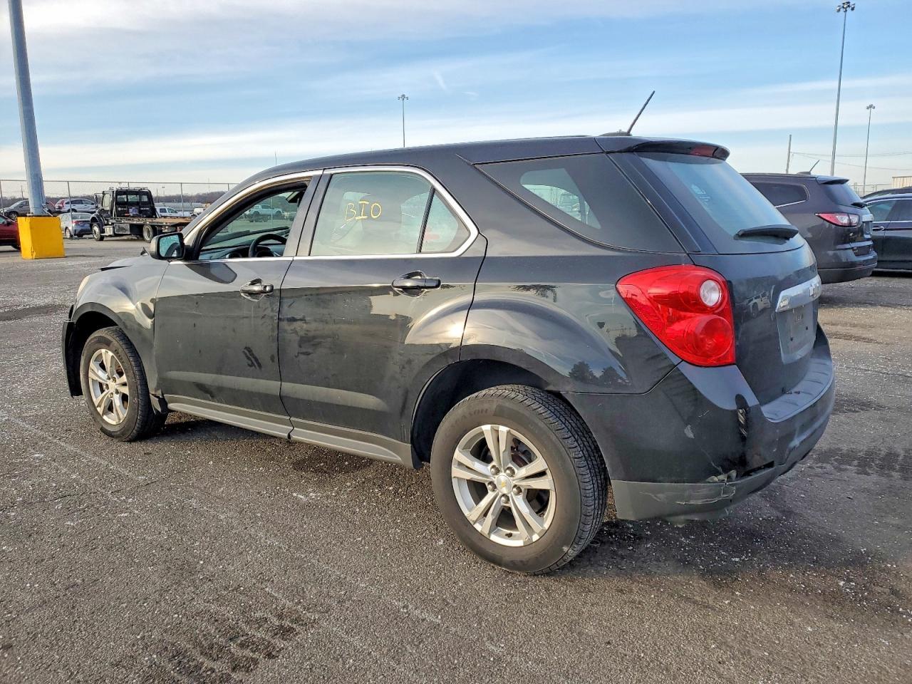 2015 Chevrolet Equinox Ls - Фото 2