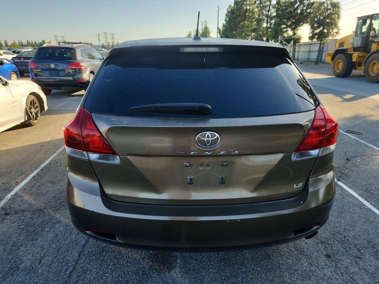 2013 Toyota Venza Le - Фото 6