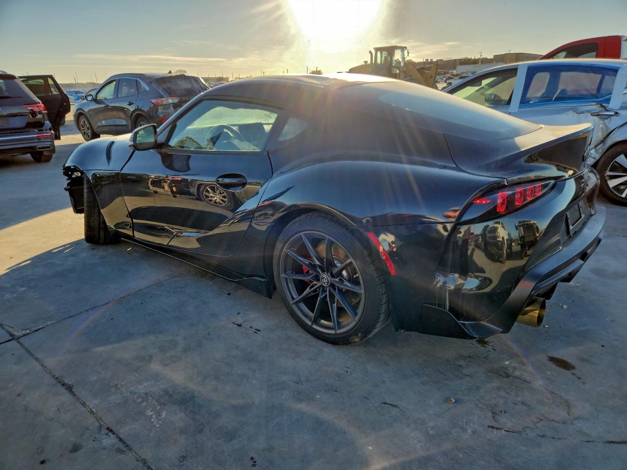 2024 Toyota Supra Base - Фото 2