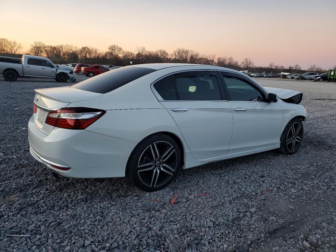 2016 Honda Accord Sport - Фото 3