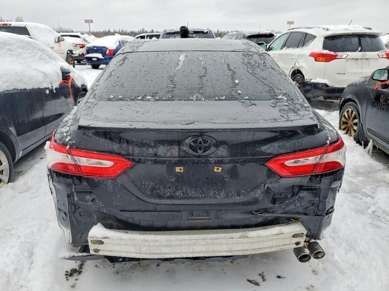 2020 Toyota Camry Se - Фото 6