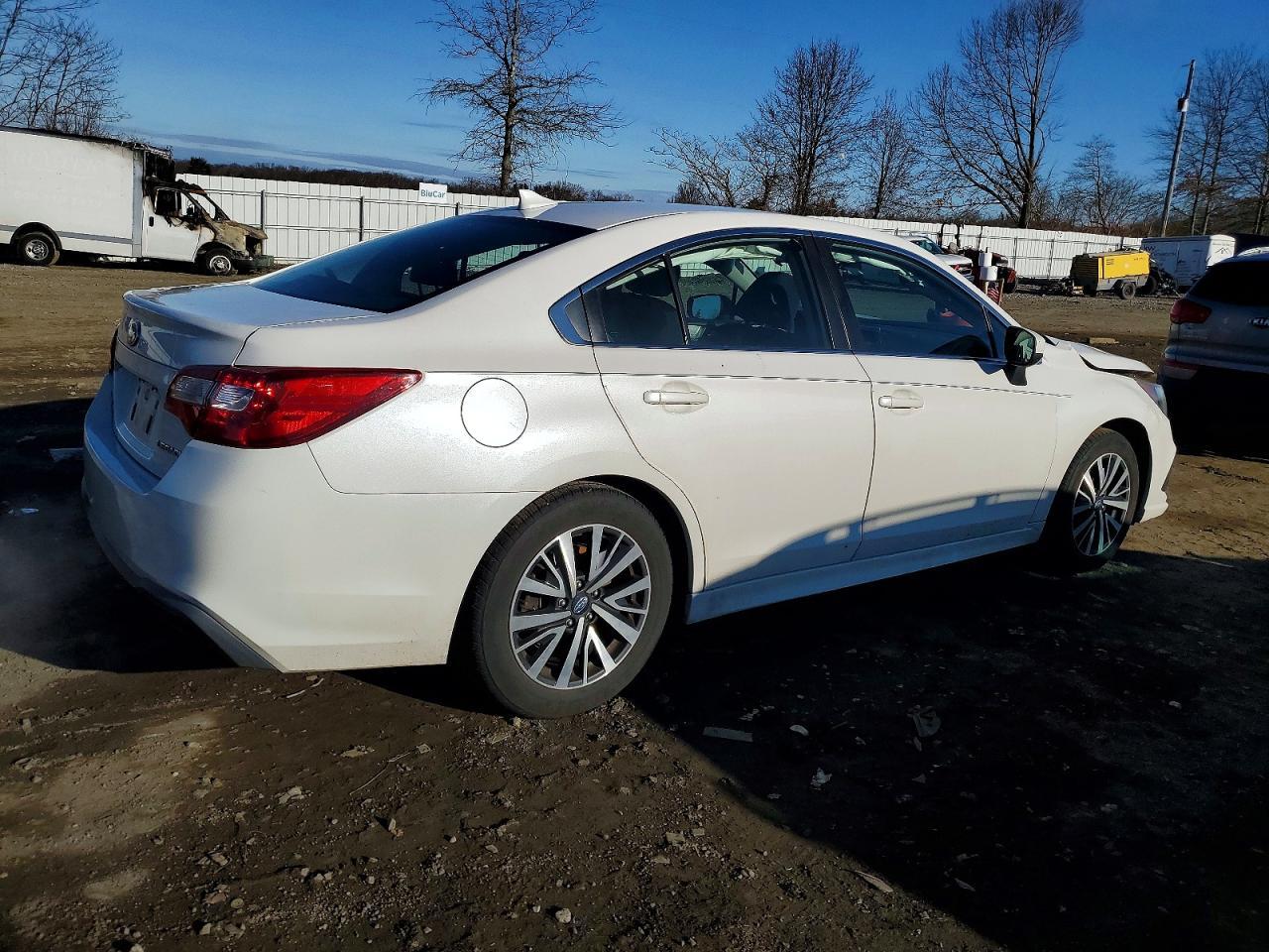 2019 Subaru Legacy 2.5I Premium - Фото 3