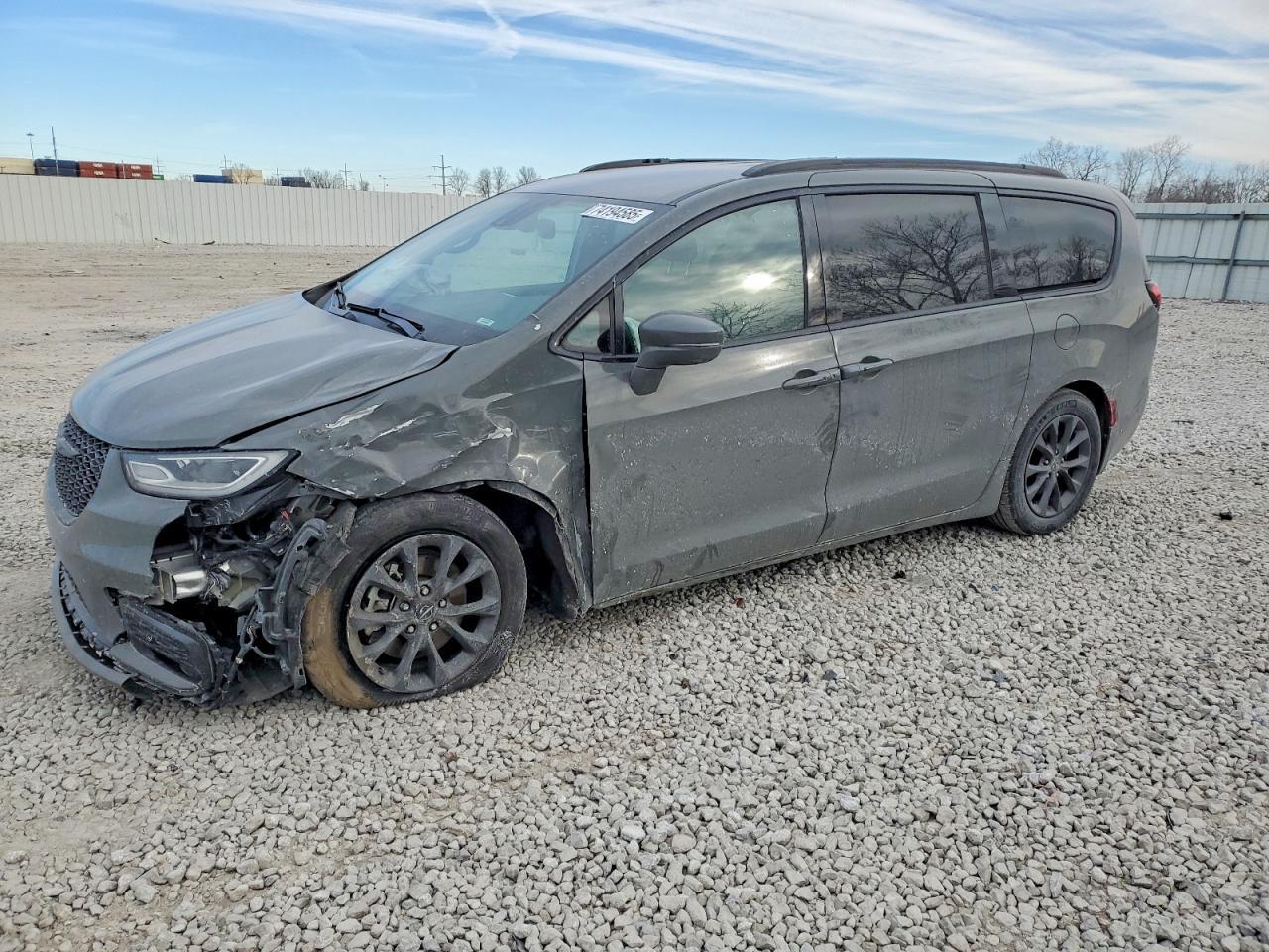 2021 Chrysler Pacifica Touring L