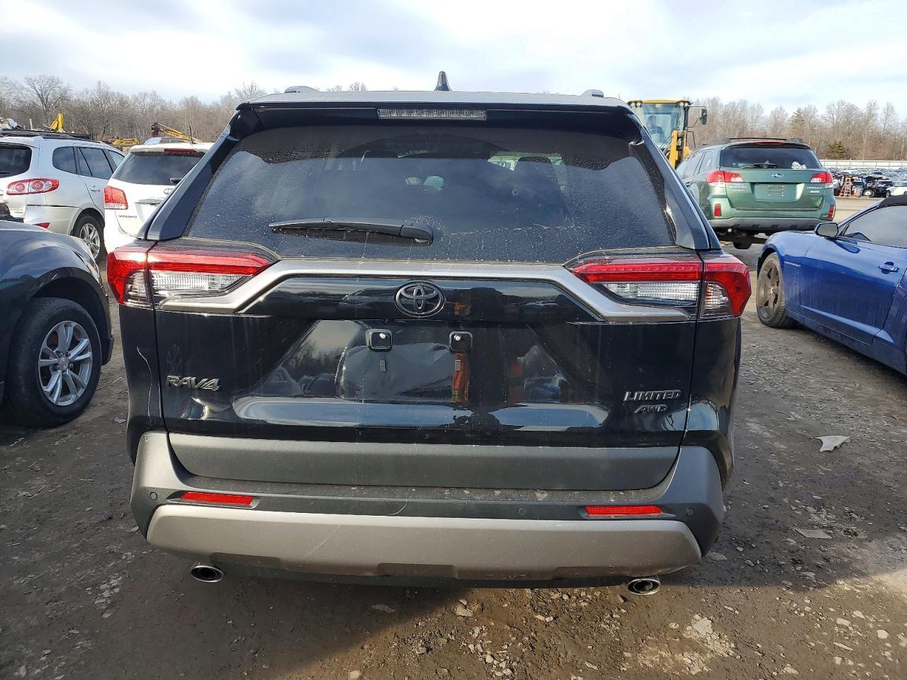 2025 Toyota Rav4 Limited - Фото 6