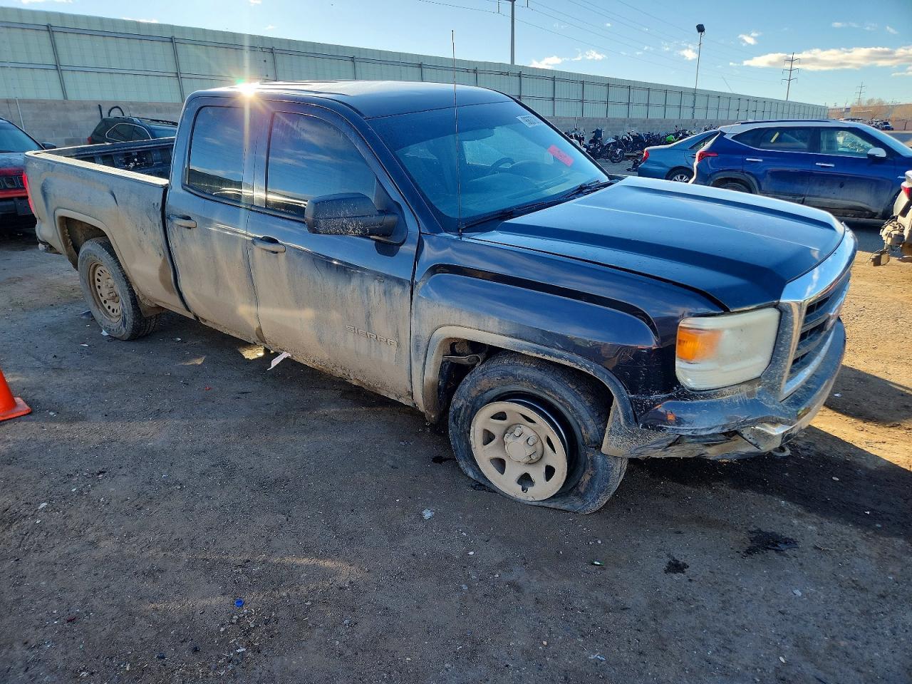 2015 GMC Sierra K1500 - Image 4