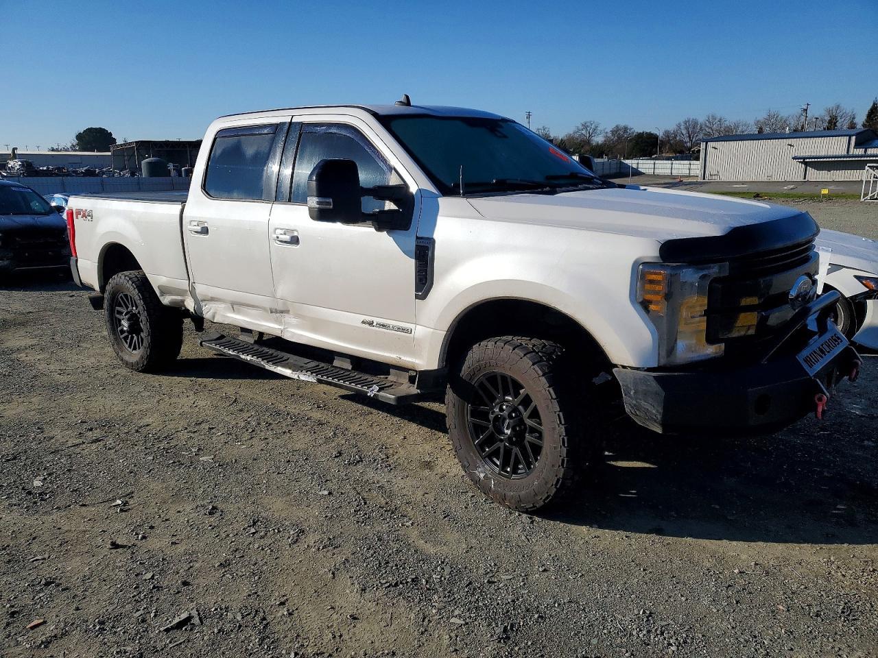 2019 Ford F250 Super Duty - Фото 4