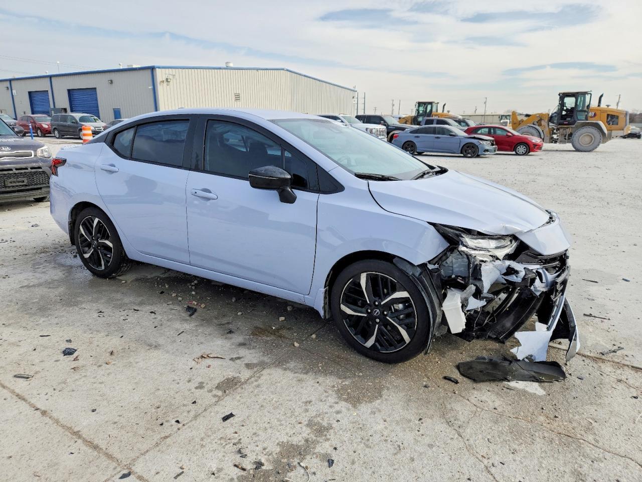 2024 Nissan Versa Sr - Фото 4