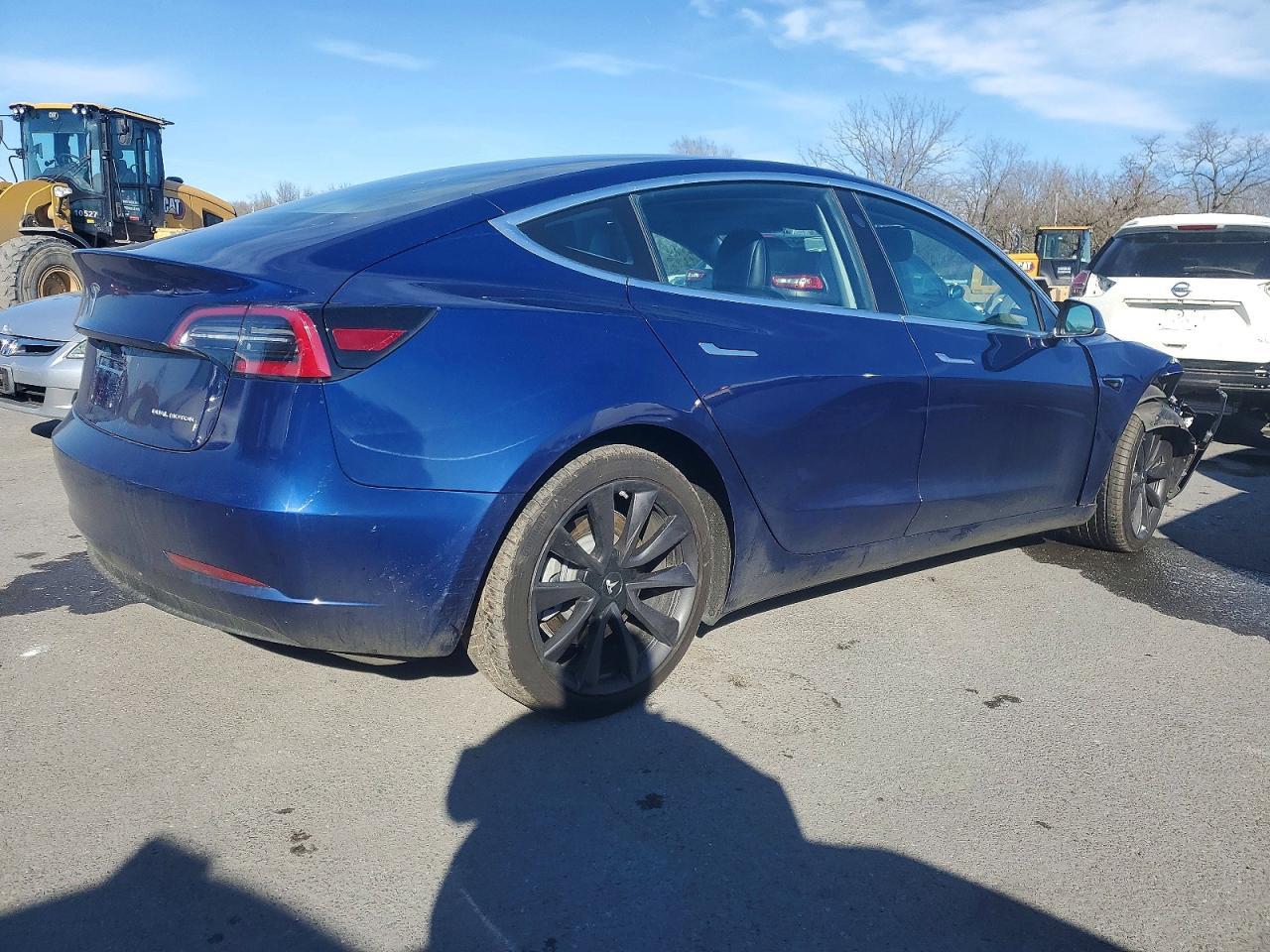 2018 Tesla Model 3 - Image 3