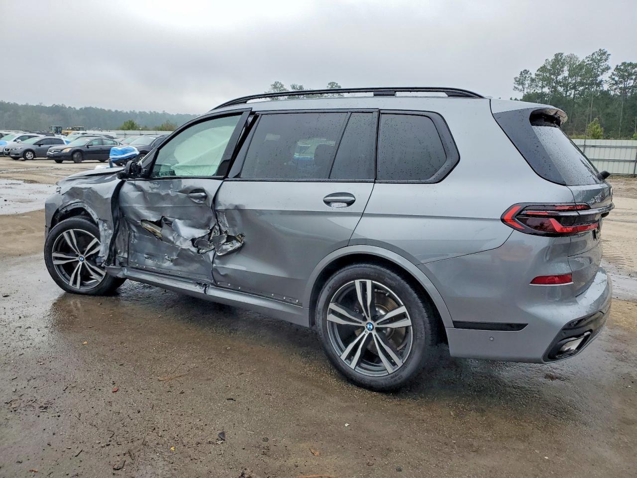 2024 BMW X7 xDrive40I - Фото 2